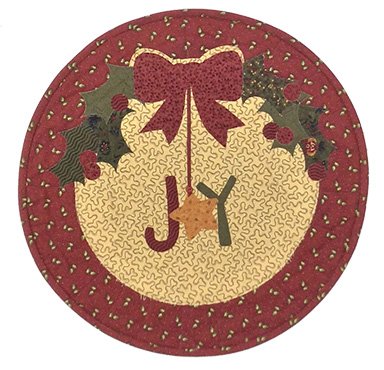 Holly Joy 17" Round Mini Table Treat Pattern & Kut-Ups KT-77022