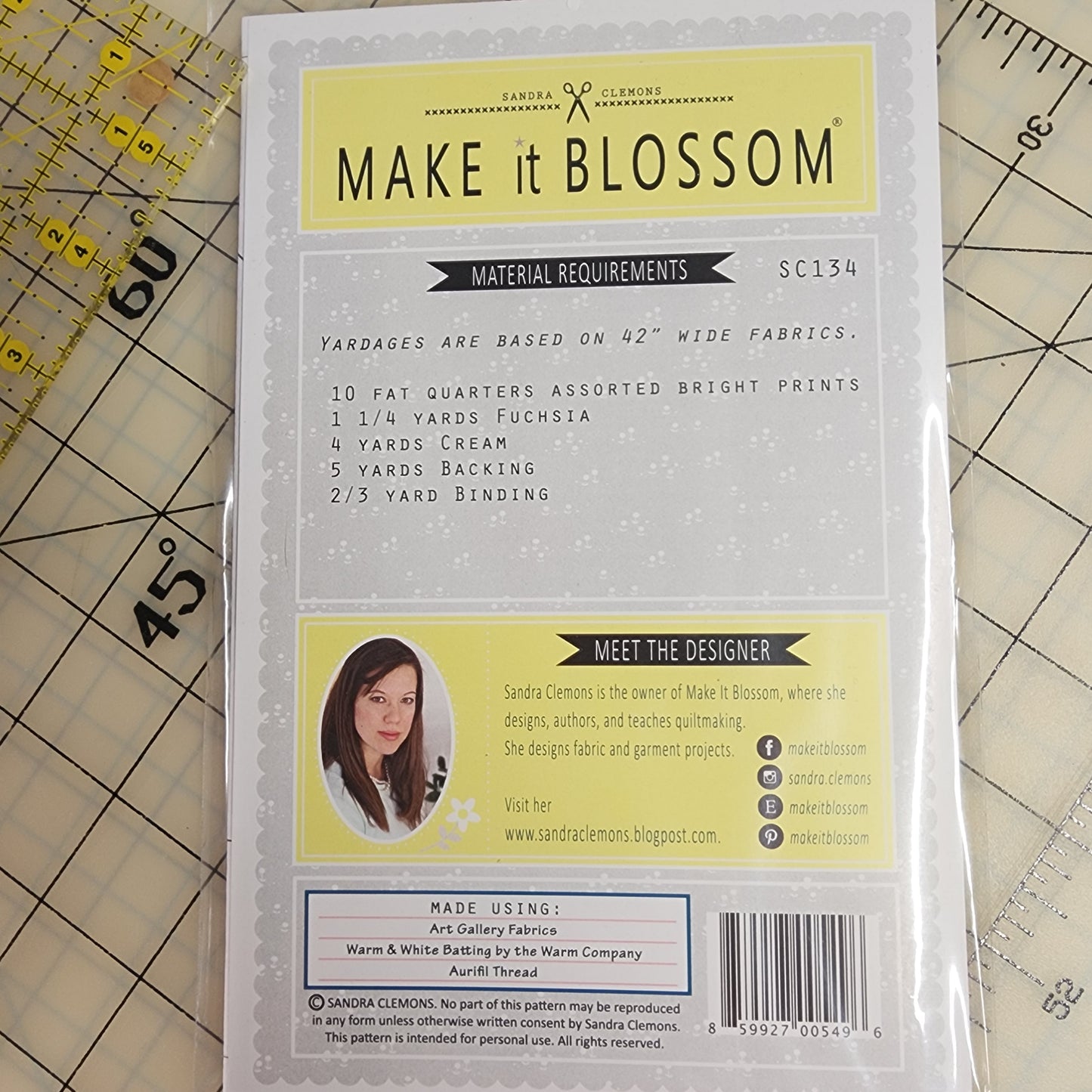 Make It Blossom quilt pattern