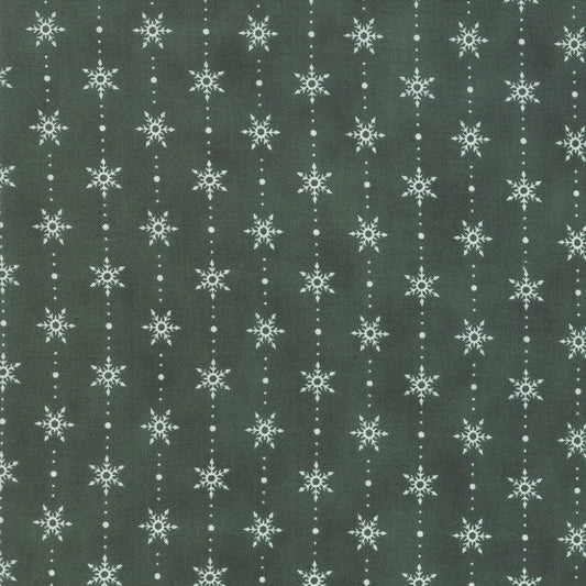 Moda Homegrown Holidays Holly Green Snowflakes 19946-16